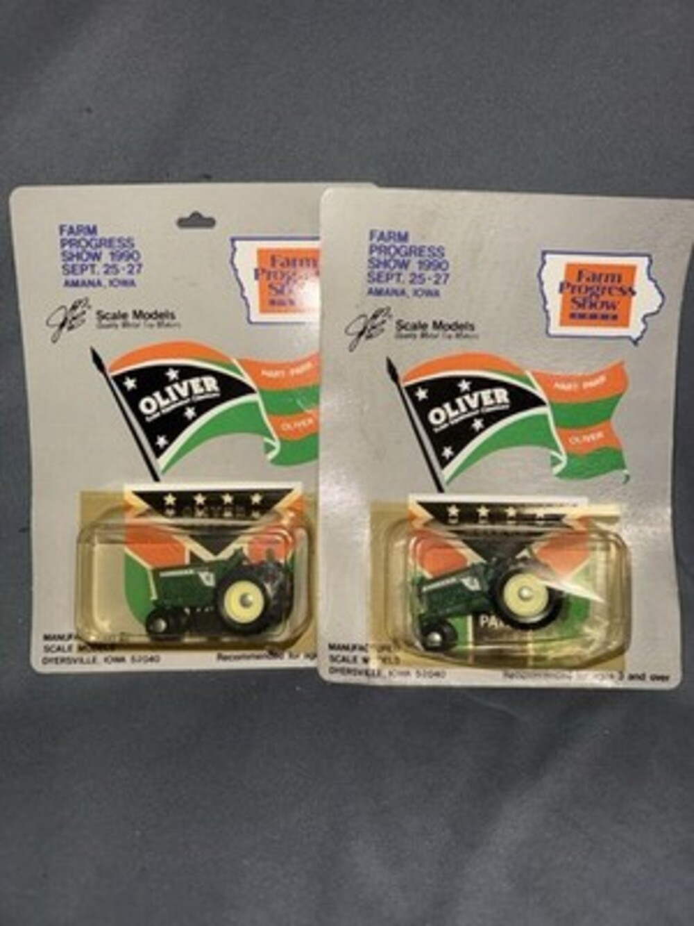 Lot 2 Oliver Tractor 1990 Farm Progress Show Scale Models Dyersville MOC